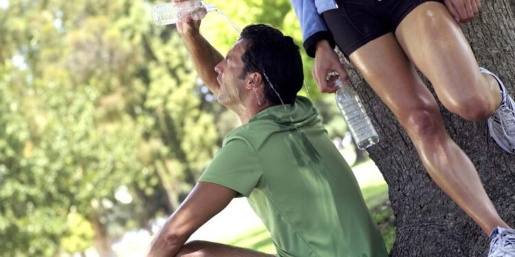 How to Tell the Difference Between Heat Exhaustion and Heat Stroke