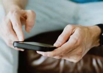 'HyperTexting' Is a Fresh, AI-Free Take on RSS Feeds of Yore