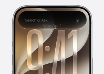I Compared Siri AI to Gemini on iPhone and There's a Clear Winner
