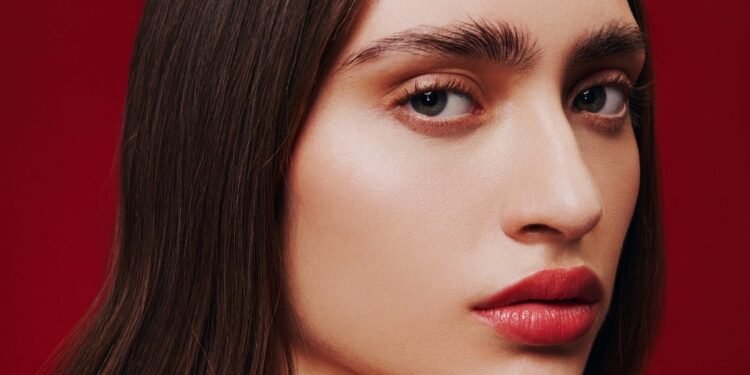 Mexico's AORA First Plastic-Free Sephora Beauty Brand