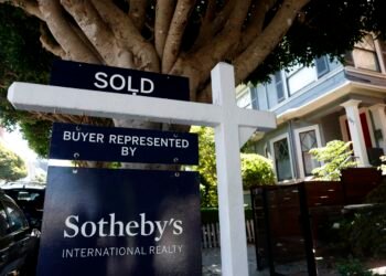 Mortgage rates jump as tensions with Iran spook bond investors