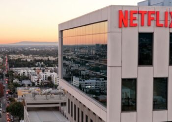 Netflix is getting stingier about its viewing data, and Wall Street isn’t happy