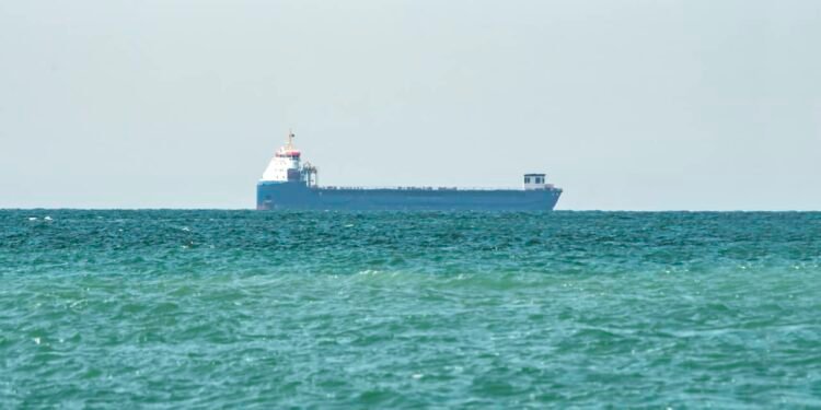Oil prices rise as the U.S. cancels Iran’s license to sell oil