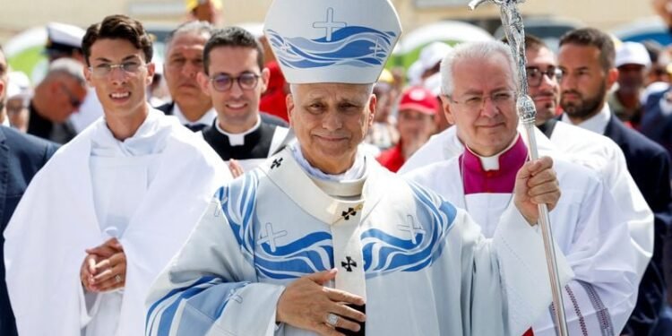 Pope Leo urges US to welcome immigrants in July 4 appeal from Lampedusa