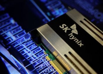 SK Hynix shares jump in marquee US debut as AI euphoria persists