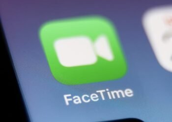 Scammers Are Using FaceTime to Pose As Apple Support Reps