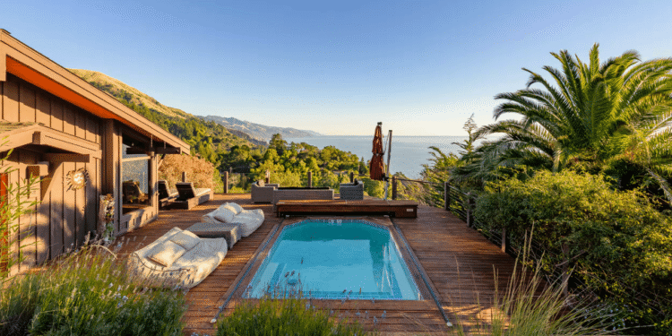The Best Airbnbs Near California's Majestic Big Sur