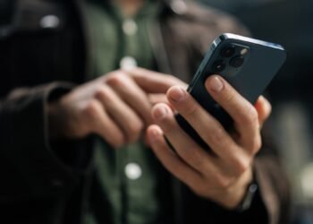 This Quick Fix Takes Care of Your iPhone Screen's Brightness Bug