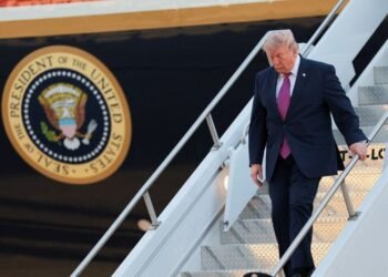 Trump administration subpoenas New York Times journalists over Air Force One story, newspaper says