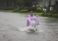 Typhoon Bavi batters east China, Taiwan reports 134 injured