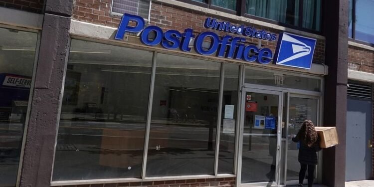 US Postal Service raises stamp price to 82 cents
