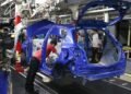 U.S. manufacturers keep on trucking despite a road littered with obstacles