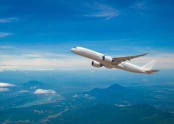 When Is the Best Time to Fly? Experts Settle the Debate Once and for All