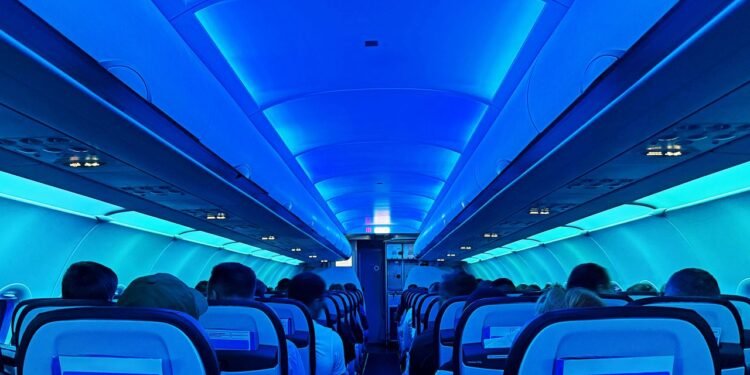 Why Do Planes Dim the Cabin Lights Before Takeoff and Landing?