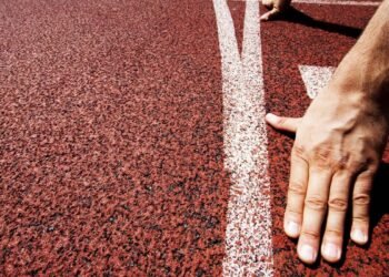 Why Your Hands Swell When You Run or Walk, and What to Do About It