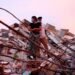 Young survivors of Venezuela quakes run shelters as search drags on