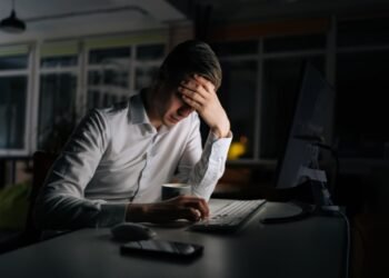 ‘They are relentless’: A scammer is trying to change the email on my empty Robinhood account. What do they have to gain?